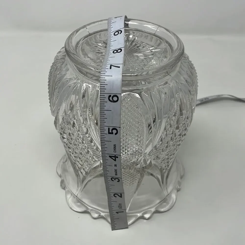 Vintage Early American Pressed Glass biscuit jar- without lid - Picture 8 of 10